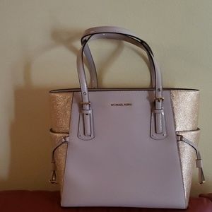 Brand New Michael Kors Voyager